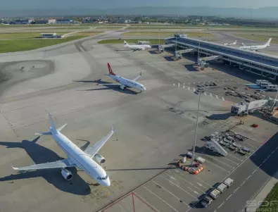 Мъж почина на летище София, нямало дефрибилатор