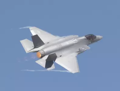 САЩ пращат още изтребители F-15 и F-35 в Близкия изток