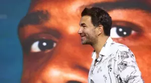 Еди Хърн опроверга Фюри: Не са ни изпратили договор за мач с Джошуа