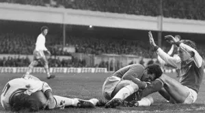 Излишният вратар, най-чудатото реми и още 2 мегастранни футболни случки