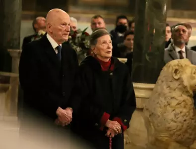Княгиня Мария Луиза отпразнува 90-ия си рожден ден с молебен в София (СНИМКИ)