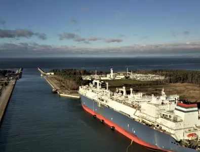 Първият танкер с газ от американската „Шениер“ пристига в Турция 