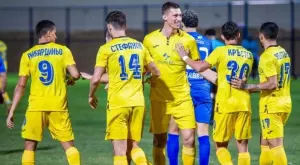 {{ otherArticle[0].article.title }}