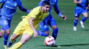 {{ otherArticle[0].article.title }}