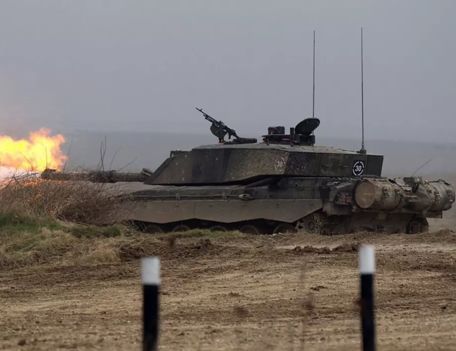 14 машини за Украйна: Британският танк, който никога не е унищожаван в битка (ВИДЕО)
