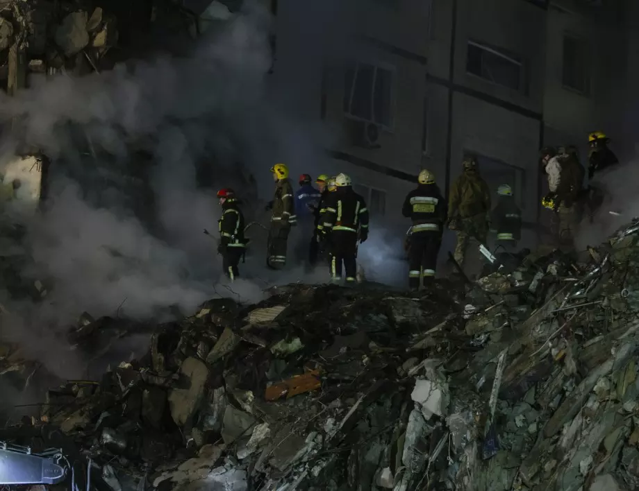 Украйна: Руски удар унищожи жилищна сграда в Краматорск, има загинали (ВИДЕО)