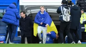 {{ otherArticle[0].article.title }}