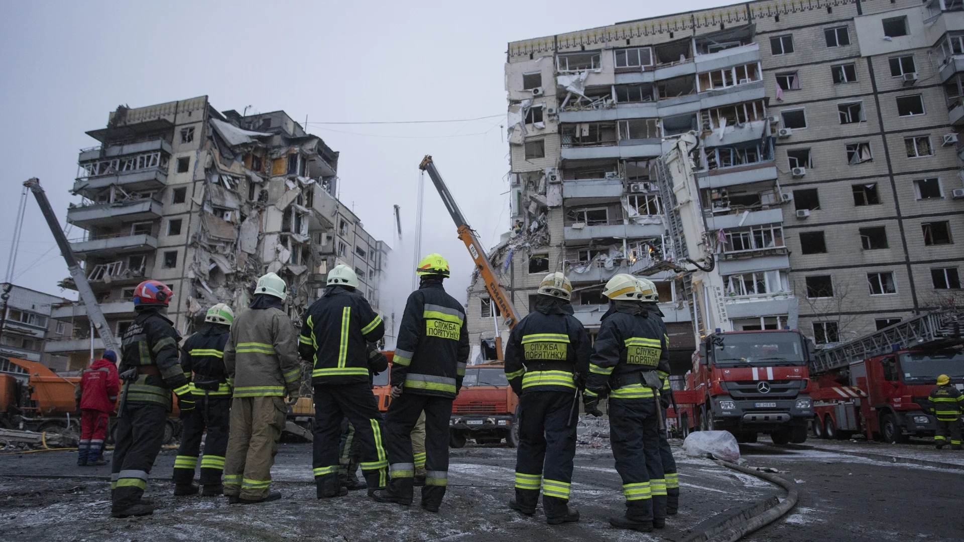 "Макрон остана сам": Какви са разликите между Украйна и Палестина?