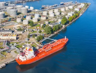Рязък спад на потоците руски петрол по море след удара с дрон в Новоросийск