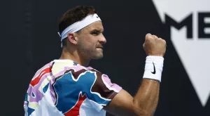 {{ otherArticle[0].article.title }}