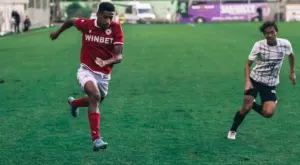 {{ otherArticle[0].article.title }}