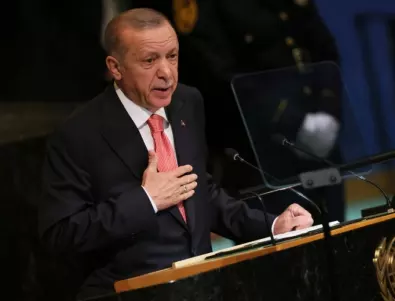 Ердоган: Не слушайте тези, които искат да сеят смут след земетресенията 
