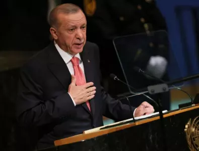 Три опозиционни партии в Турция искат отстраняване на Ердоган от президентския вот