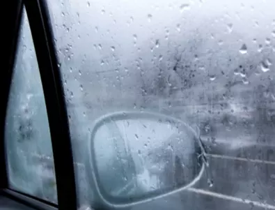 Навън вали? Ето как да защитите страничните огледала на колата си от сняг и дъжд