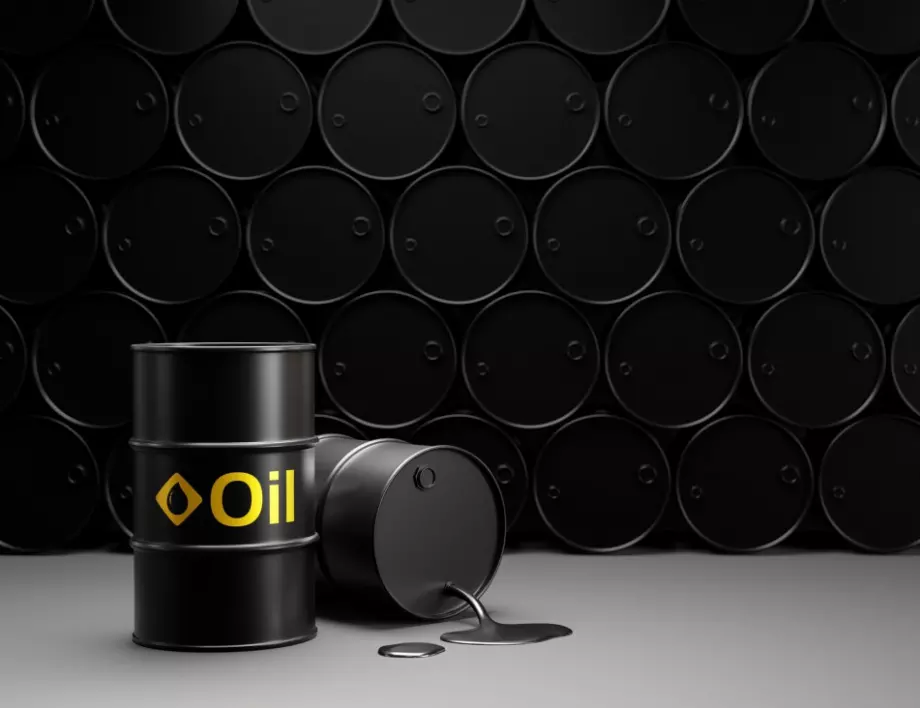 Цената на петрола се повлия от войната в Израел по неочакван начин