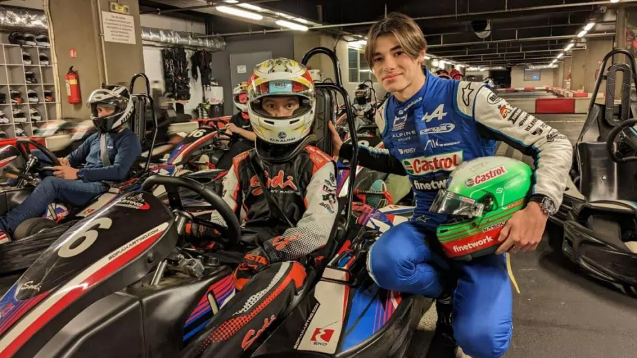 Страхотно: Никола Цолов с крачка към Формула 1