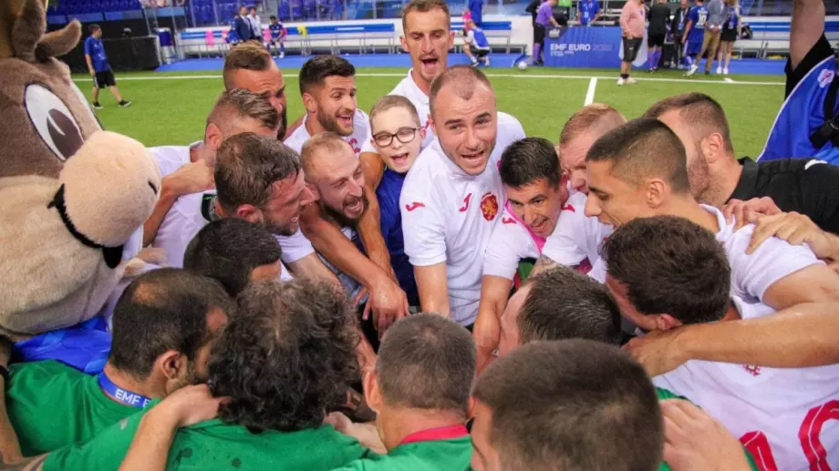 ВИДЕО: България разпиля Оман за елиминациите на Световното по мини футбол