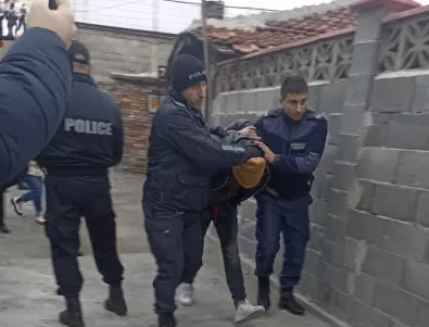 Девет задържани при полицейска спецоперация в Русенско 