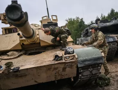 САЩ обявиха кога украинците ще завършат обучението на танковете Abrams