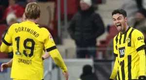 {{ otherArticle[0].article.title }}