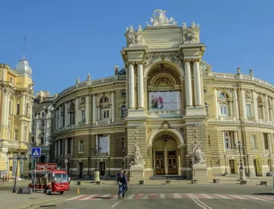 Руснаците поразиха музея на изкуството в Одеса (ВИДЕО)
