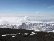 Българи се похвалиха с рекорд, покориха най-високия връх в Африка