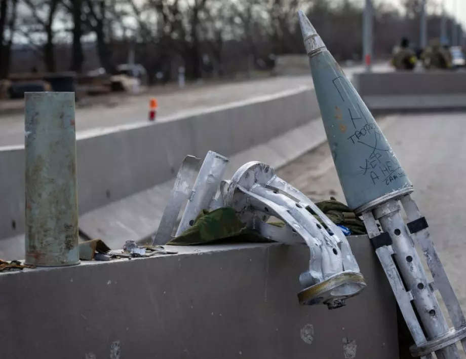 Най-малко 9 пострадали при руската атака в Херсон (ВИДЕО)