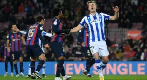 "Викинг" за малко да шокира Барселона на "Камп Ноу" - вместо това стана за смях (ВИДЕО)