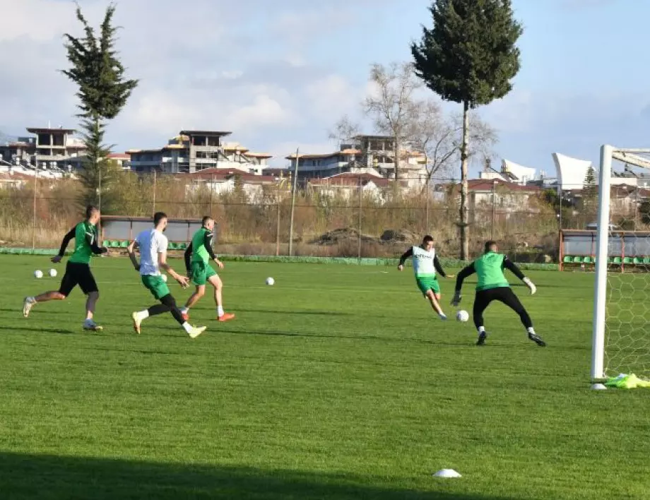  Голов трилър донесе първа победа на Берое в контролите