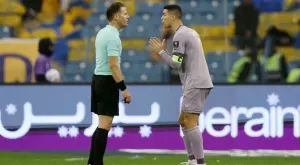 {{ otherArticle[0].article.title }}