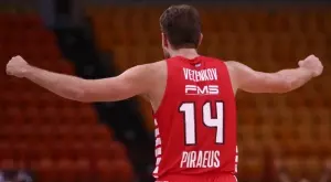 Уменията на Александър Везенков могат да върнат Кингс в топ 10 във важна класация в НБА