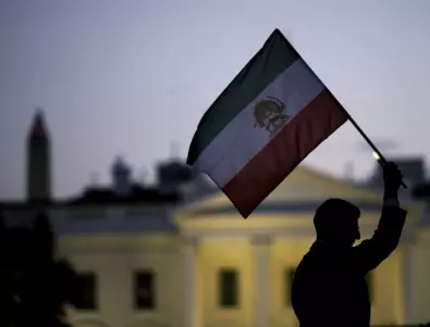 Анализ: САЩ се държи като шизофреник с Иран