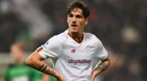 Майката на Николо Дзаниоло отговори на Рома с разкрития за интерес от грандове