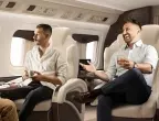 До дъно! Британски пасажери изпиват целия алкохол на самолета за Турция