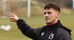 {{ otherArticle[0].article.title }}