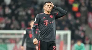 {{ otherArticle[0].article.title }}