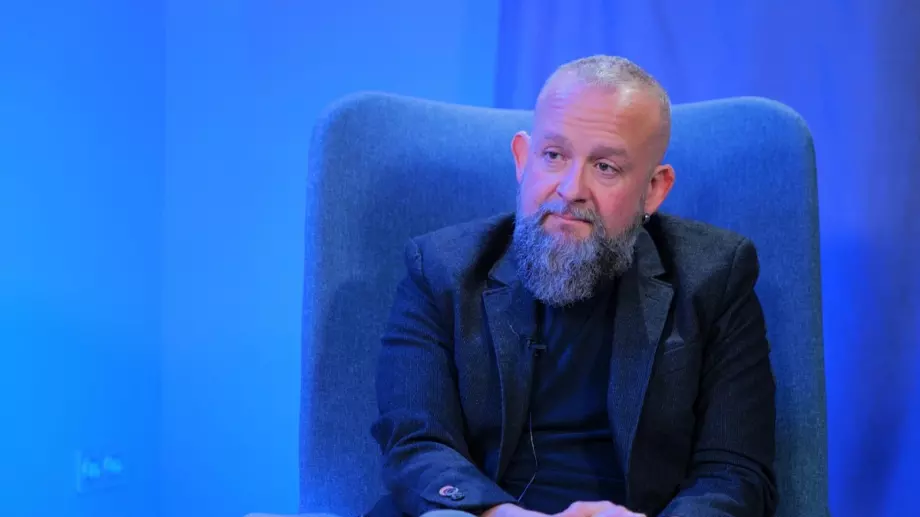 "Мутрите остават просто едни тлъсти, преяли, незадоволени побойници - ще ги познаете лесно"