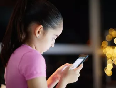 На един клик разстояние - дигиталната зависимост при децата става все по-силна