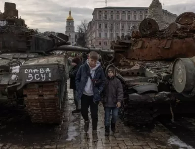 Все повече украинци се местят в Киев - в безопасност са заради западната ПВО (ВИДЕО)