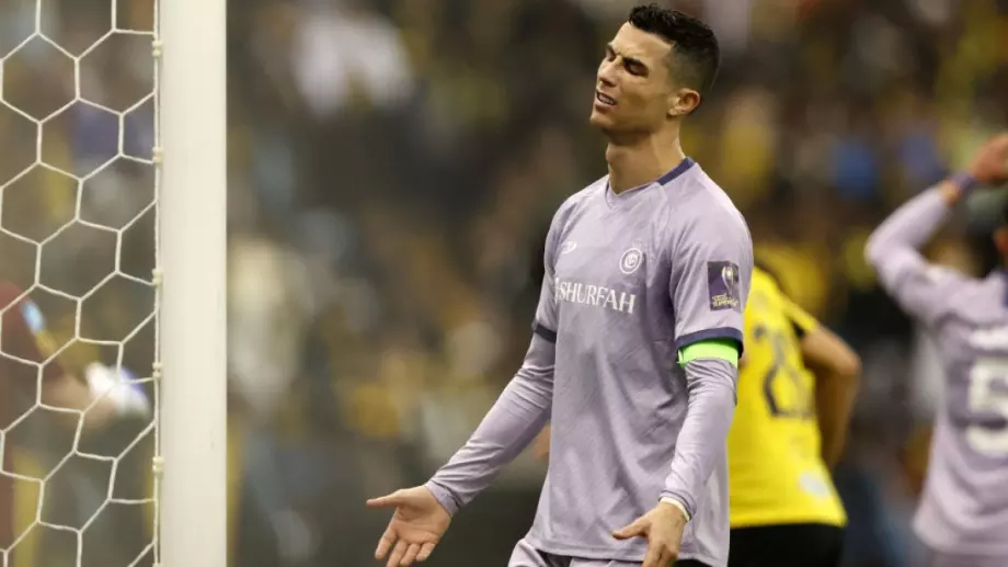 Кристиано Роналдо е неузнаваем: ето как гредата го лиши от първи гол в Ал Насър (ВИДЕО)