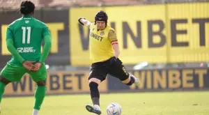 {{ otherArticle[0].article.title }}