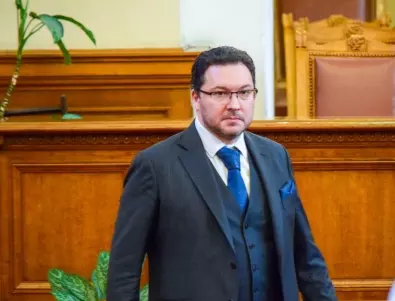 Даниел Митов не изключва нови избори