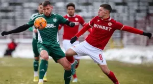 {{ otherArticle[0].article.title }}