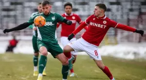 {{ otherArticle[0].article.title }}