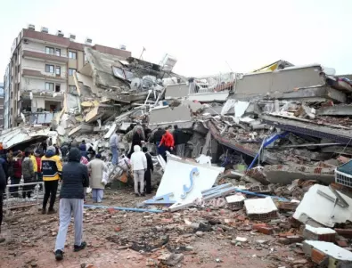 Намериха чанта със злато за 4,3 млн. евро сред развалините в Турция