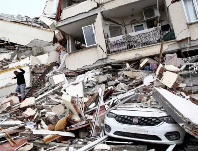 Ново силно земетресение от 6,4 по Рихтер разлюля Турция (ВИДЕО)