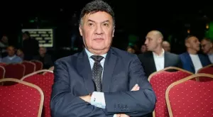 Министър Илиев скочи на БФС и призна: Федерацията е взела лиценз, докато се обновявал законът