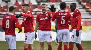 {{ otherArticle[0].article.title }}