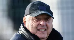 {{ otherArticle[0].article.title }}