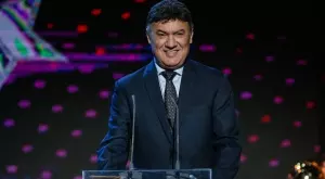 Борислав Михайлов пратил младежкия селекционер да гледа мачове в Азия